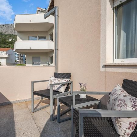 Apartments Dante Подстрана Екстериор снимка